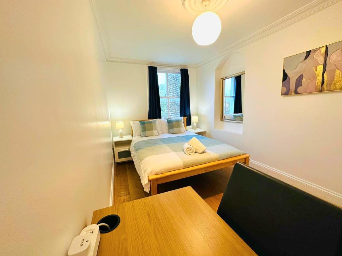 Cosy Home In Kensington - Great Location! 3 Minutes Walk To Earl'S Court Station 伦敦 外观 照片